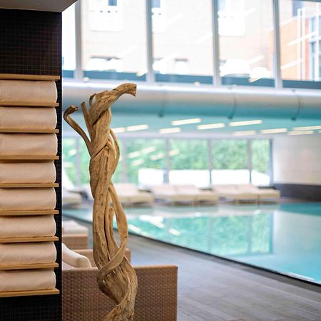 Pullman Berlin Schweizerhof Hotel Ngoại thất bức ảnh The swimming pool at the University of St Andrews