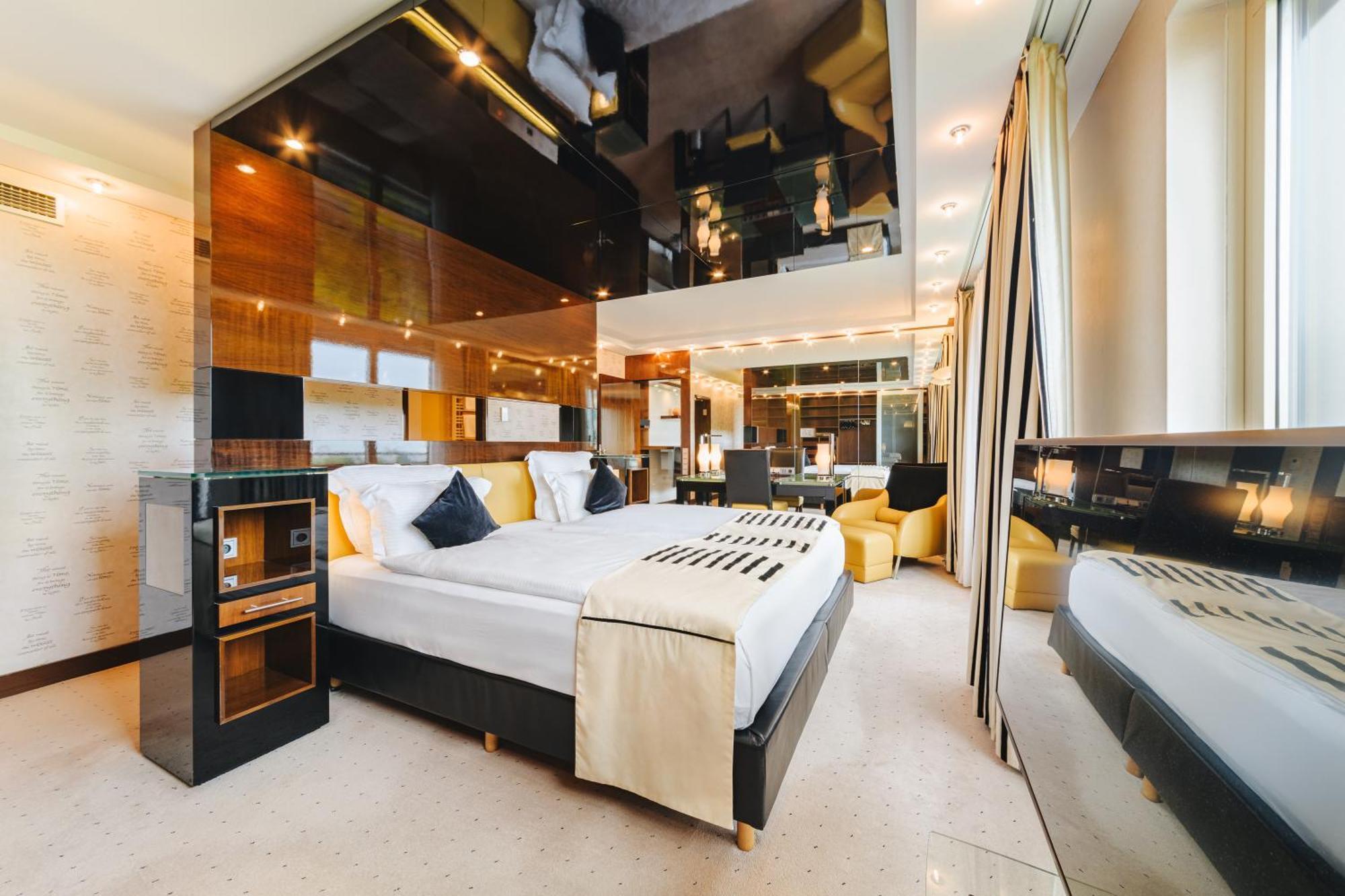 Pullman Berlin Schweizerhof Hotel Ngoại thất bức ảnh Suite