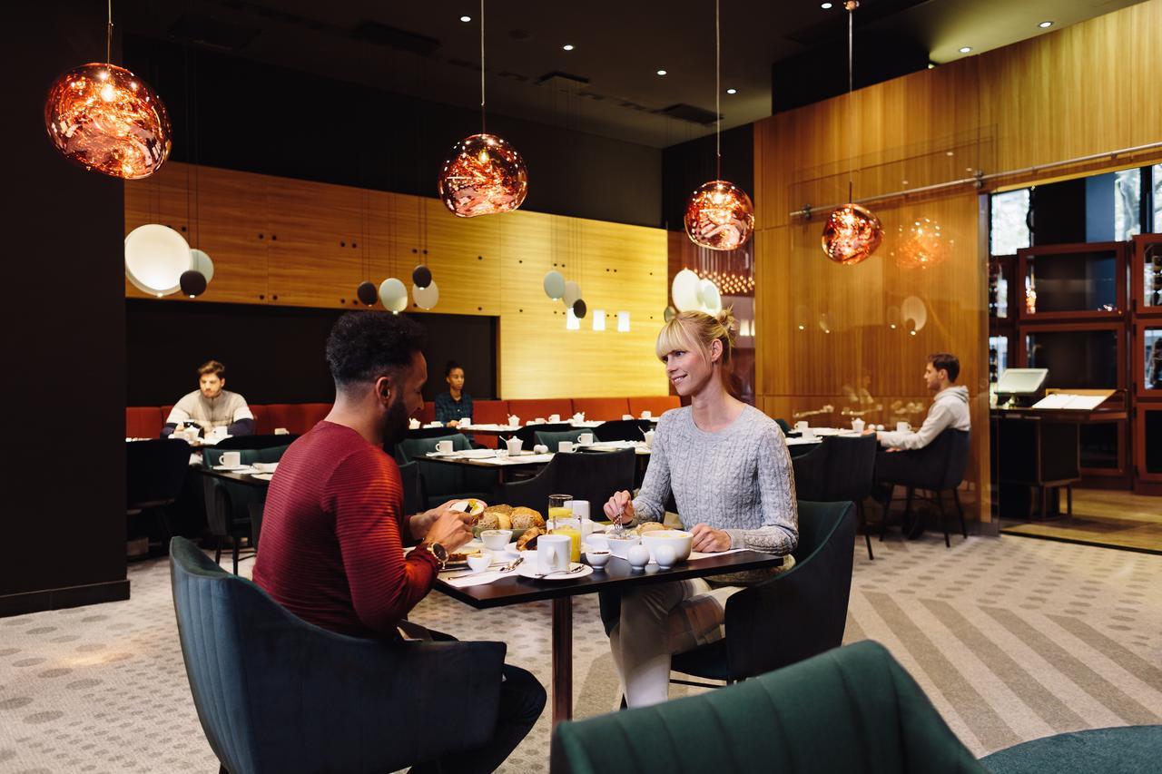 Pullman Berlin Schweizerhof Hotel Ngoại thất bức ảnh The restaurant